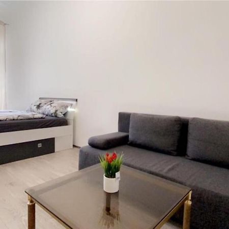 Private Room In Shared Apartment Pr4-9 Vienna Exterior photo